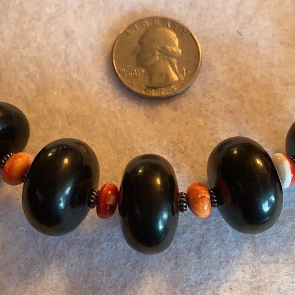 Onyx & Coral Necklace - Picture 4 of 6
